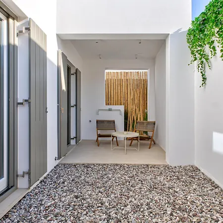 Apartment Silver Petra