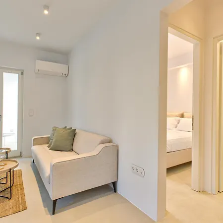 Silver Petra * Páros